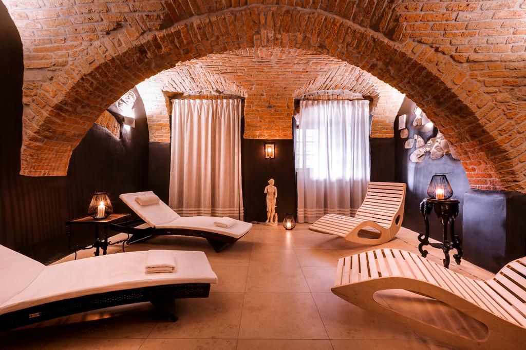 Zamek Karpniki Schloss Fischbach Ломніца Екстер'єр фото